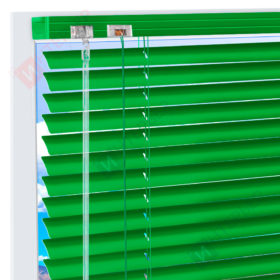 Горизонтальные алюминиевые жалюзи на пластиковые окна - чистый зеленый