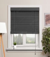 Деревянные жалюзи 50 мм, цвет 62 Угольный